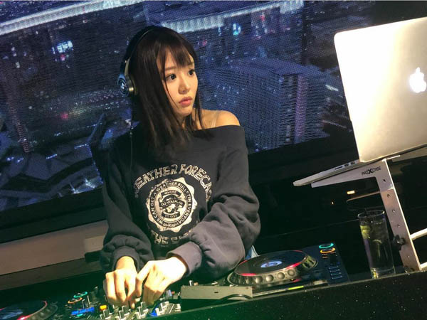 【TRE 女神名册 vol.20】- 最辣AV女DJ「滨崎真绪」!