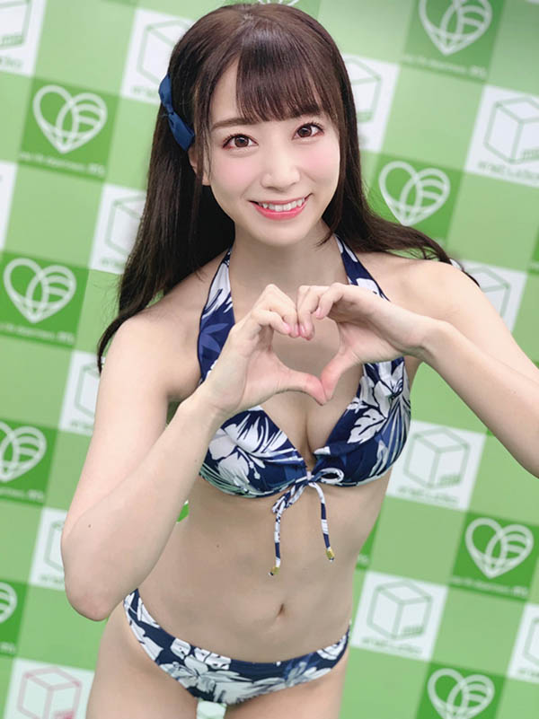 没感觉弄不出来？小恶魔美少女「初川みなみ」痴女挑逗让你升天！