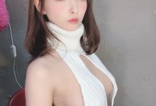 F奶从旁溢出!三上悠亚「猎杀童贞毛衣」中路大失守人字深沟超明显 前后中空险走光-优优日报