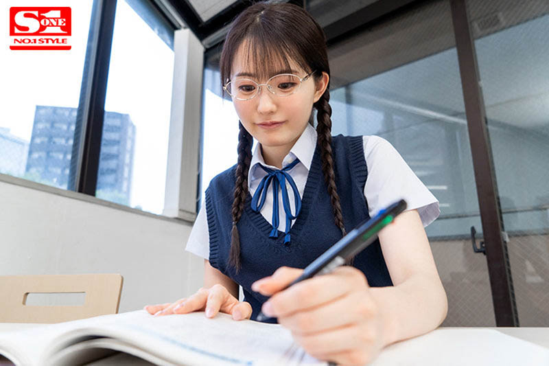 曾经的学生“乙白沙也加”十年后变成痴女！激情重逢搞几次她都不满足...