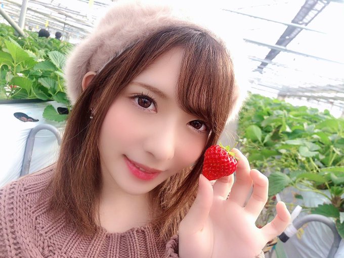 户头只剩6千5！ D奶好色美少女「麻里夏梨」本日宣布强势回归AV界、复活第一片就中出！