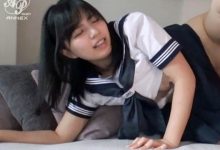 双马尾+水手服!小麦色E奶正统美少女「根尾あかり」绝顶高潮体验-优优日报