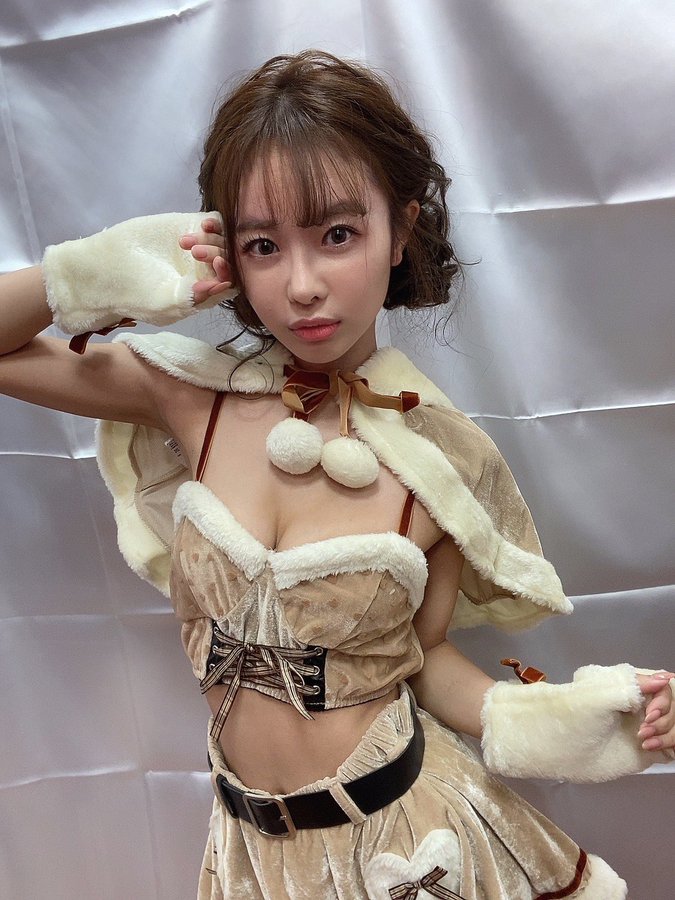 闪电移籍！E奶甜姐儿“栗山莉绪”移籍人妻美淑女片商MADONNA！最新作祭出亚马逊体位！