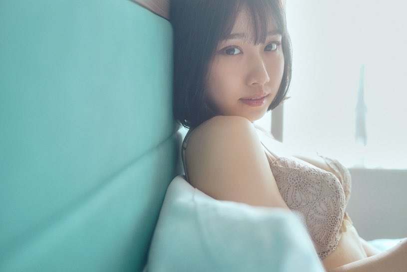 S1新一代小恶魔！G奶小只马「安达夕莉」美乳粉嫩又坚挺！