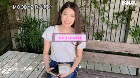 肉食女大生！21岁「口爱女神」出道，色欲满满超爱吸允！