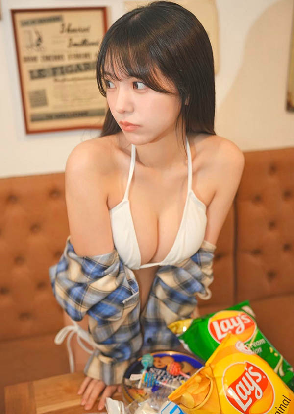 退出戏剧圈转战AV!「顶级美少女」休业两个月…凭禁欲企划重生回归