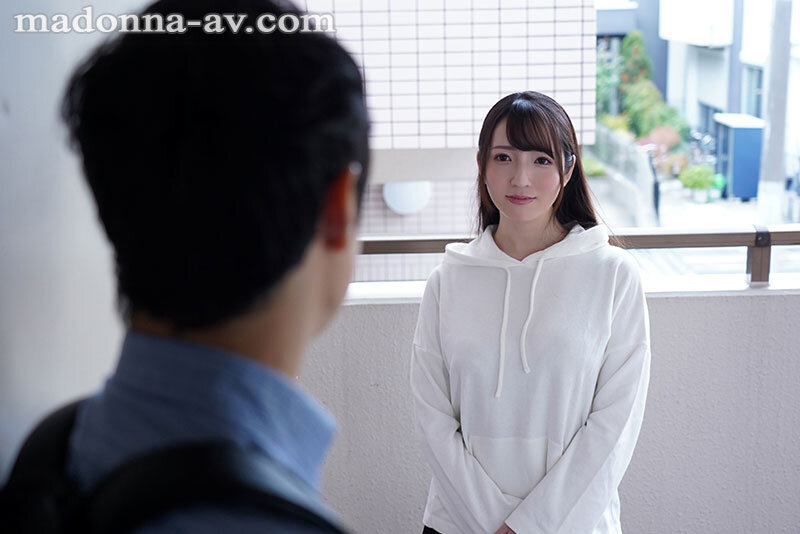 废物大学生被巨乳人妻「小花のん」勾引!堕落同居的性爱日记