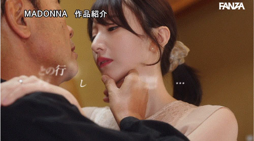 「超大型美巨乳人妻」进行大解禁,「诱惑双峰」满满看点!