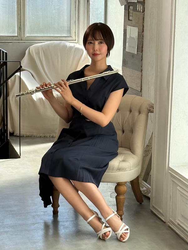令人憧憬的「音乐短发大姐姐」出道,热爱大叔...想体验专业性爱!