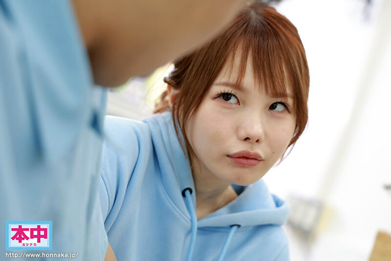 只进去5分钟不算出轨！超商打工巧遇前女友「松本一香」，被抓去短时间中出好几次