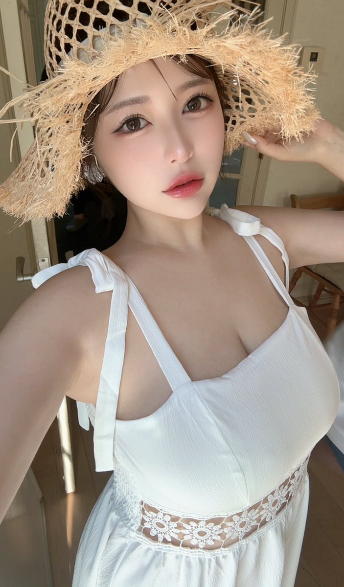 魔乳、解禁！最胸J罩杯粉红超巨乳前写真偶像「五条恋」最新作中出解禁！