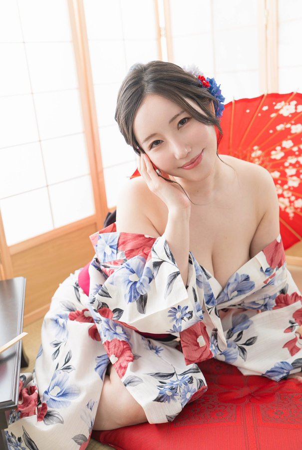 「夏目玲香」出道作品番号及封面,「夏目玲香」个人简介