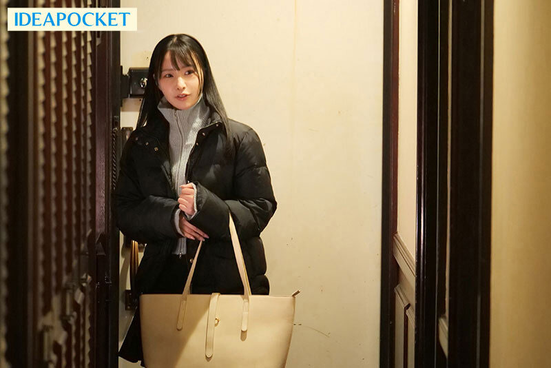 大喷发!想雕塑身材却沈浸在「快乐按摩」的E奶正妹!