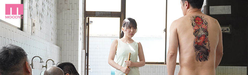 朴素澡堂少女「柏木こなつ」不幸被黑道盯上 汗流浃背多人蹂躏12连发