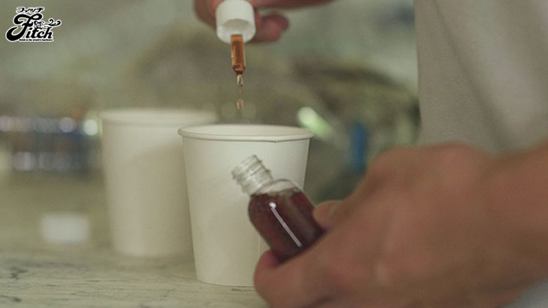 F罩杯女学生「由衣阳菜」只身前往到府打扫 被变态客户注射肌肉松弛剂反复性侵