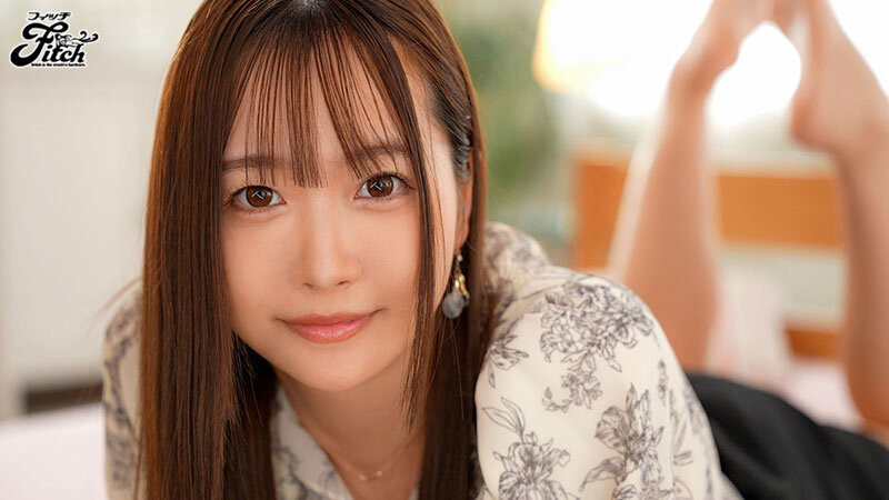 丰满巨乳!神似白石妈妈的「H奶写真偶像下海了」!