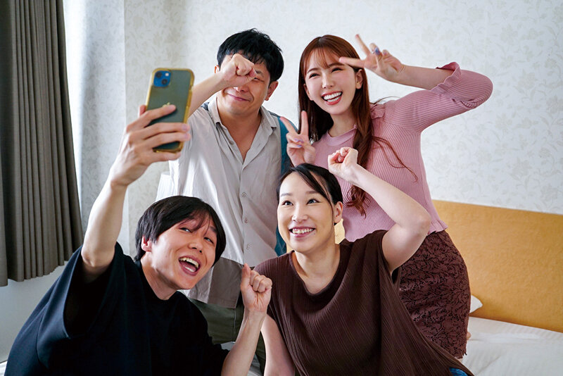 巨乳人妻「波多野结衣」去郊区驾训班练车,被一群小鲜肉重新开发