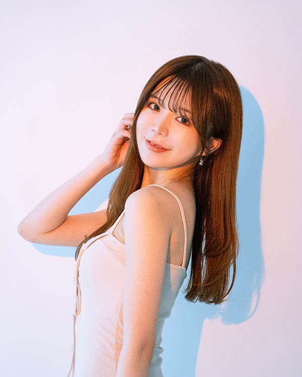 美乳嫩妻「和香夏树」性生活不和谐！被刚丧偶的公公强制灌汁后大满足！