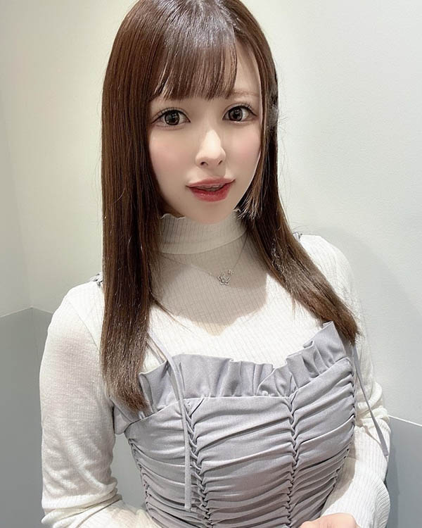 3倍J罩杯全裸爆乳女仆，用「超软绵的巨乳」尽心后宫侍奉...