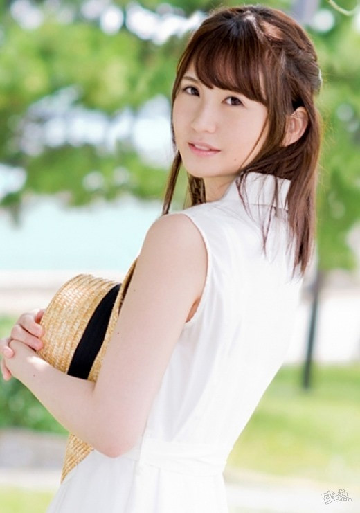 贫乳怎么了吗?!「18岁美少女」未熟体稚嫩且敏感的很可以~