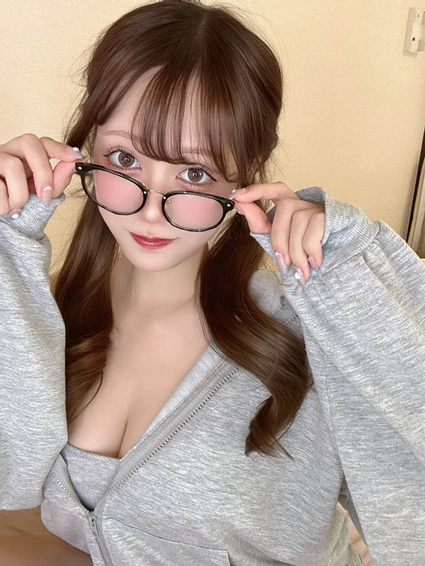 SOD人才济济…能干就是要让人知！「H CUP巨乳女社员」成功从幕后转幕前