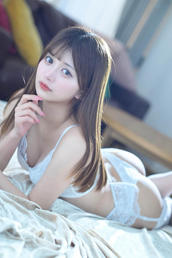 被低估的实力？！名牌大学女大生AV出道 艺能人身分遭起底超惊艳