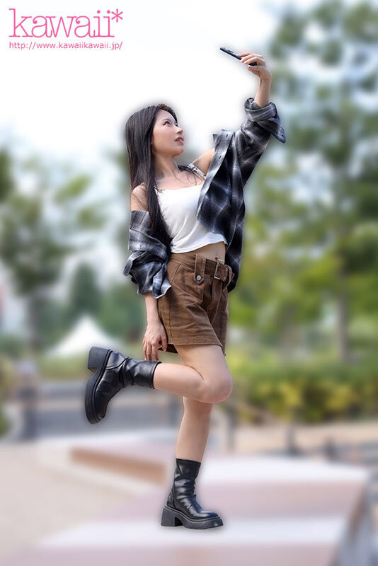 重盛丽香(重盛れいか)出道作品番号及封面，「重盛丽香」个人简介