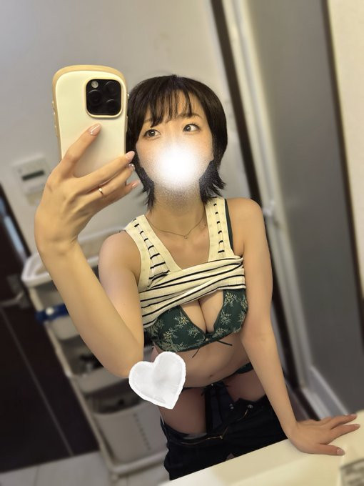 「朝日奈肖」出道作品番号及封面，「朝日奈肖」个人简介