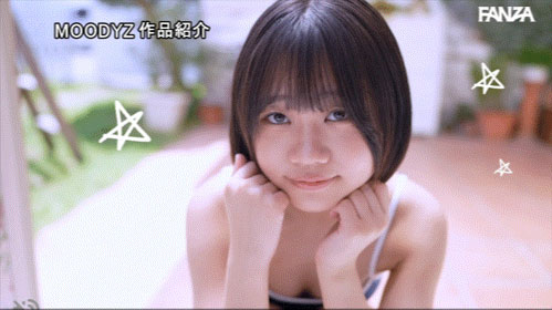 看不出年纪的可爱萌妹出道,「经典萝莉型美少女」外型太吸睛...