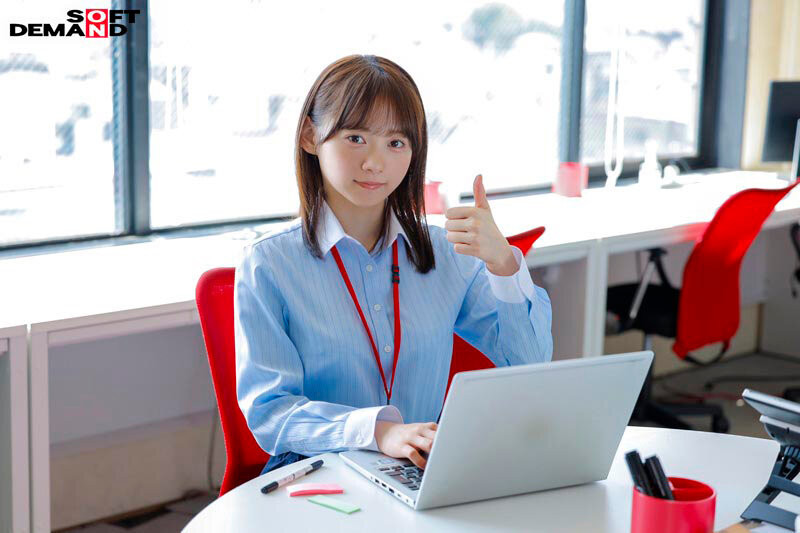 SNS人气沸腾中！「SOD超可爱E奶人事部社员」出道！