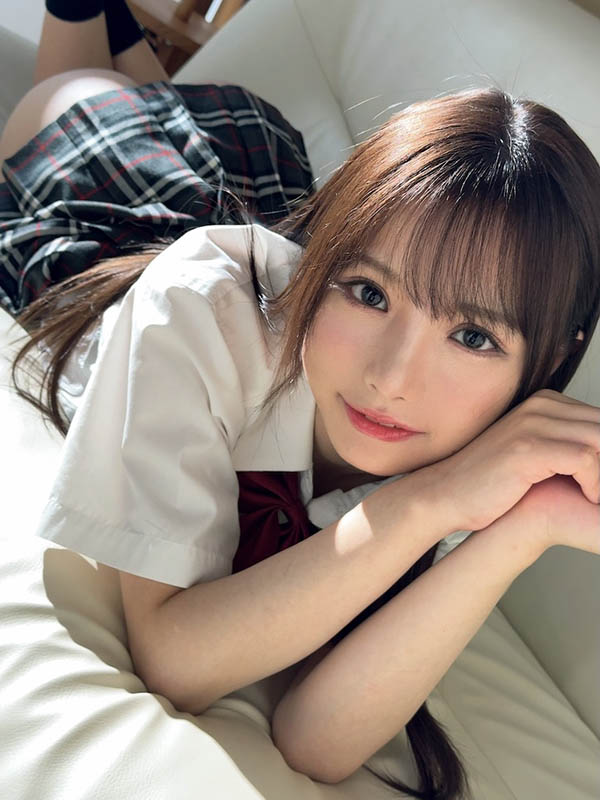 高颜值家庭教师的「热吻课程」，满满诱惑「胴体太火辣」...