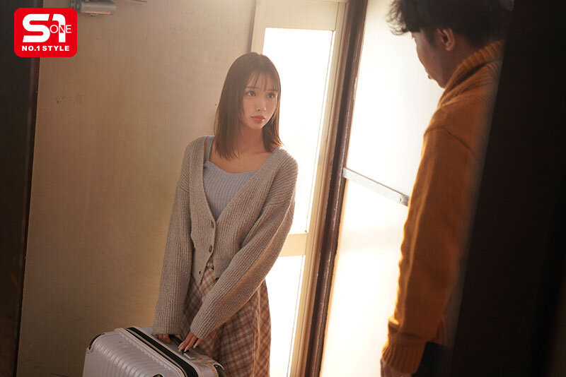 放假不回家！「巨乳女大生」找舍监取暖，不小心就大干好几场