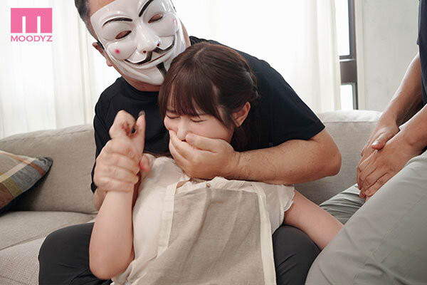 「F奶美乳小只马」进行多人运动,「超诱惑大尺度」狂被攻击...