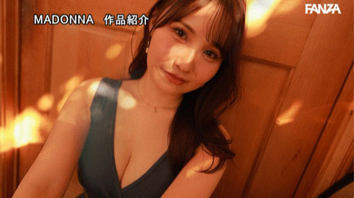 每天遛狗狂被搭讪的「巨乳人妻」,胴体火辣「超爱主动骑乘」!