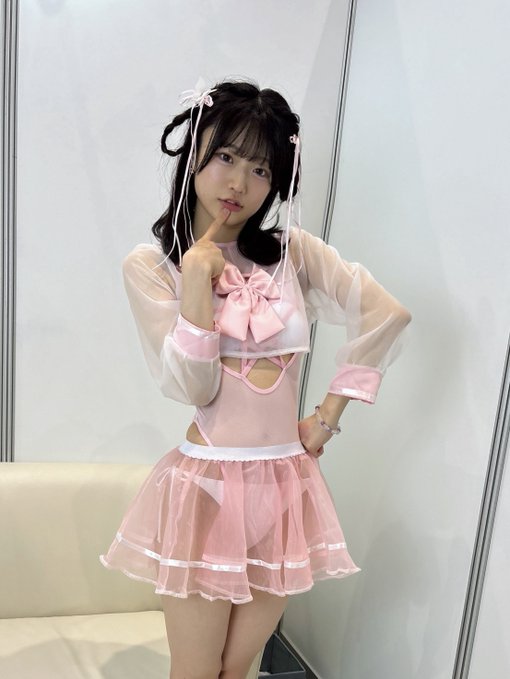 解禁!C罩杯白嫩纤细甜心美少女「辉星绮罗」9月中出解禁!无情中出!