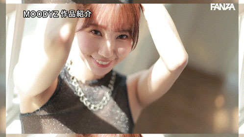 九头身火辣曲线!参加过巴黎时装周的「百年一遇的绝世美女」出道!