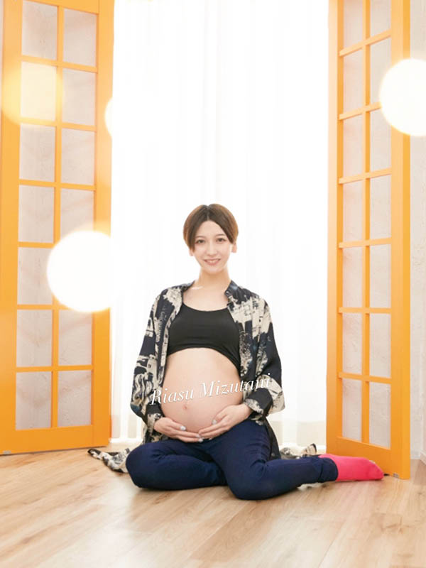 【速报】震惊!AV女优兼翻译家的她竟然要生小孩了!