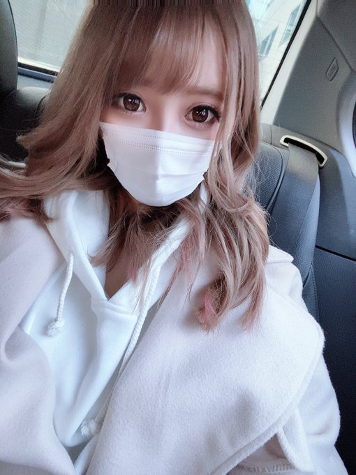 轻取上千追踪! 魔鬼身材美少女新人「衣吹花音」双马尾巨乳女仆照辣翻粉丝!