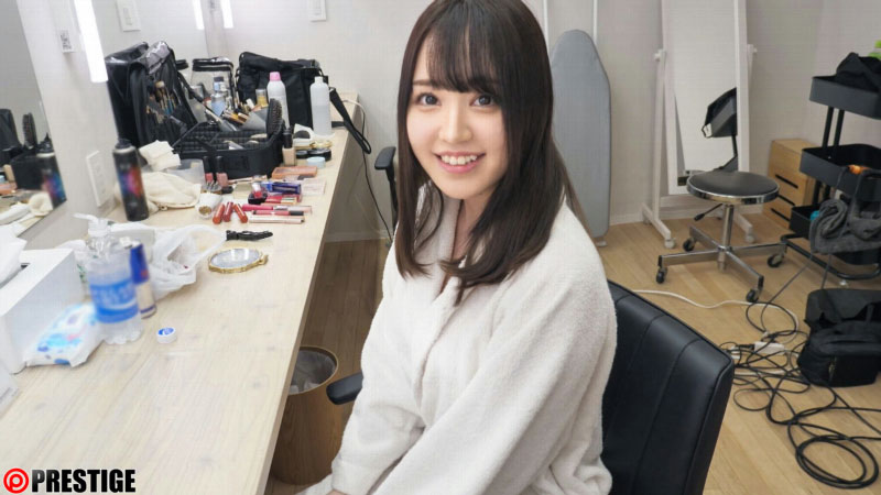 前偶像出道! E罩杯白皙小只马美少女“时田萌萌”先出大尺写真集、旋即AV出道!