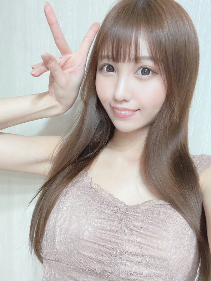 泳装比赛后冠! F罩杯巨乳美少女“朝日奈华莲”AV出道大秀冠军级身材!