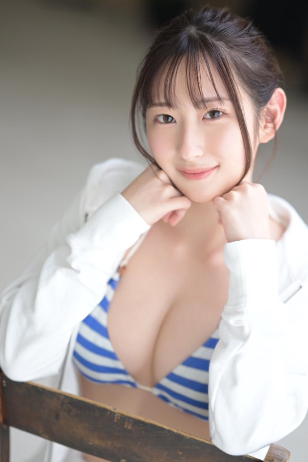 2024《7月新人AV女优完整版》,光属性美少女下海!
