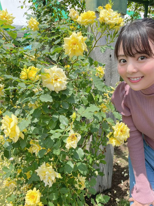 气质出众!D罩杯疗愈系大姐姐“冈田雏乃”AV出道想增加自信与色气!