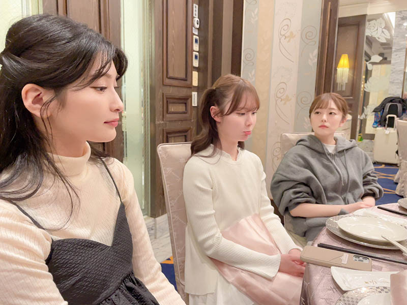 AV初２画面痴女作！这就是miru的实力！