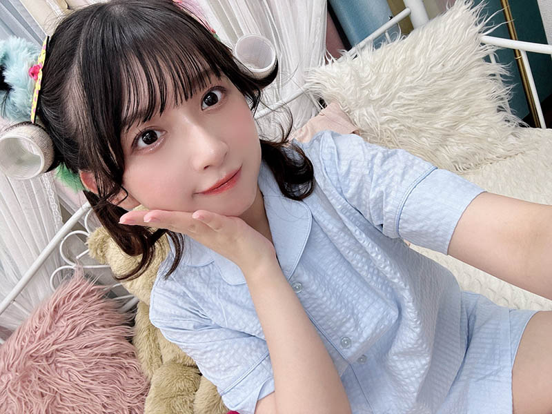从笔墨到镜头!前书法家堺萌花跨足AV界 「书道制服」成大卖点