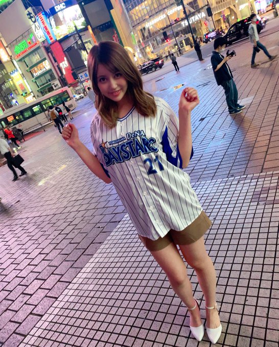 白皙长腿! 174公分疗癒系美女「栗山绘麻」!