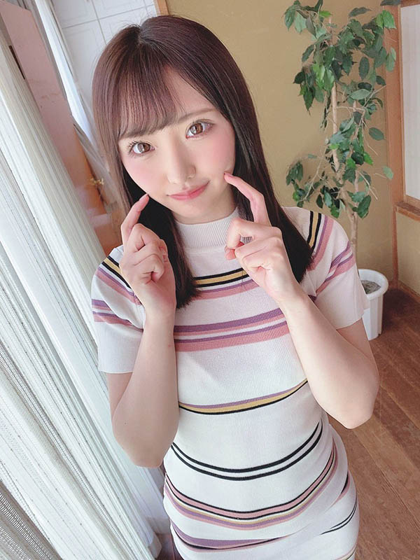 隐藏版小可爱!美少女小只马新人「里仲唯」学生服、 比基尼各种福利大放送!