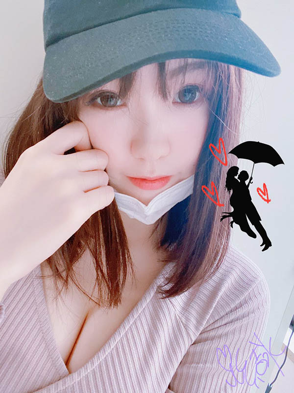 疗愈系大姐姐!F罩杯诱惑美人妻“泉结冰”AV出道想找回当女人的感觉!