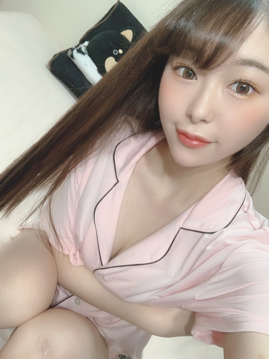 移籍转生！前S1专属白皙美少女沈寂半年改名“天国露露”推特开张5天狂吸数千粉丝！