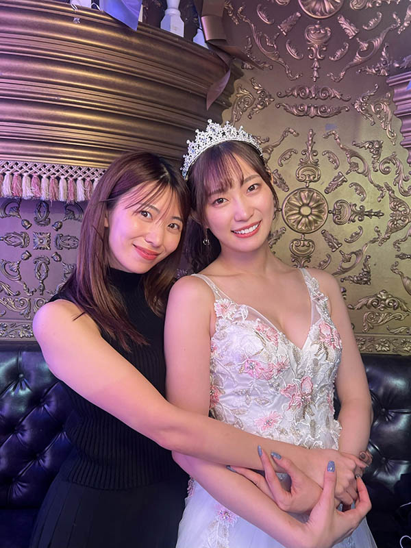 不发文又删光自我介绍!美谷朱里有事吗?
