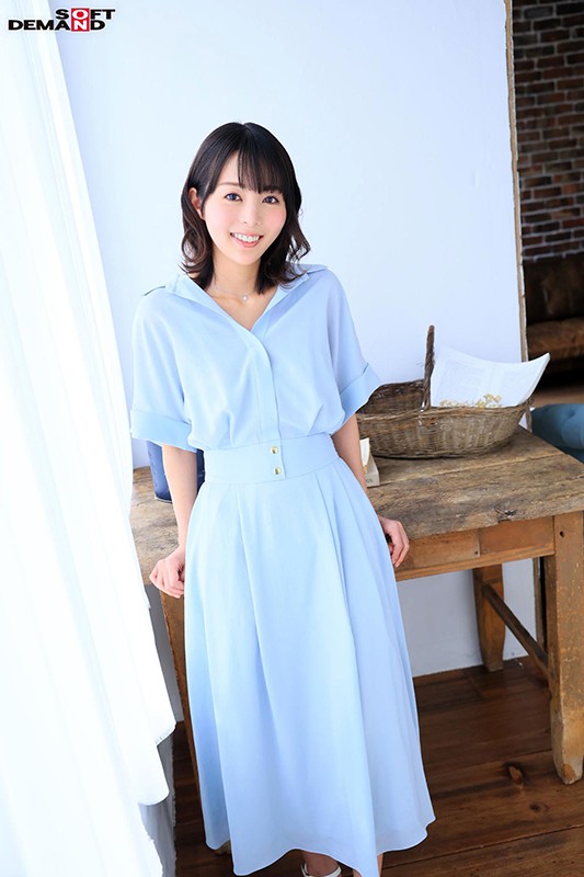 气质出众!D罩杯疗愈系大姐姐“冈田雏乃”AV出道想增加自信与色气!